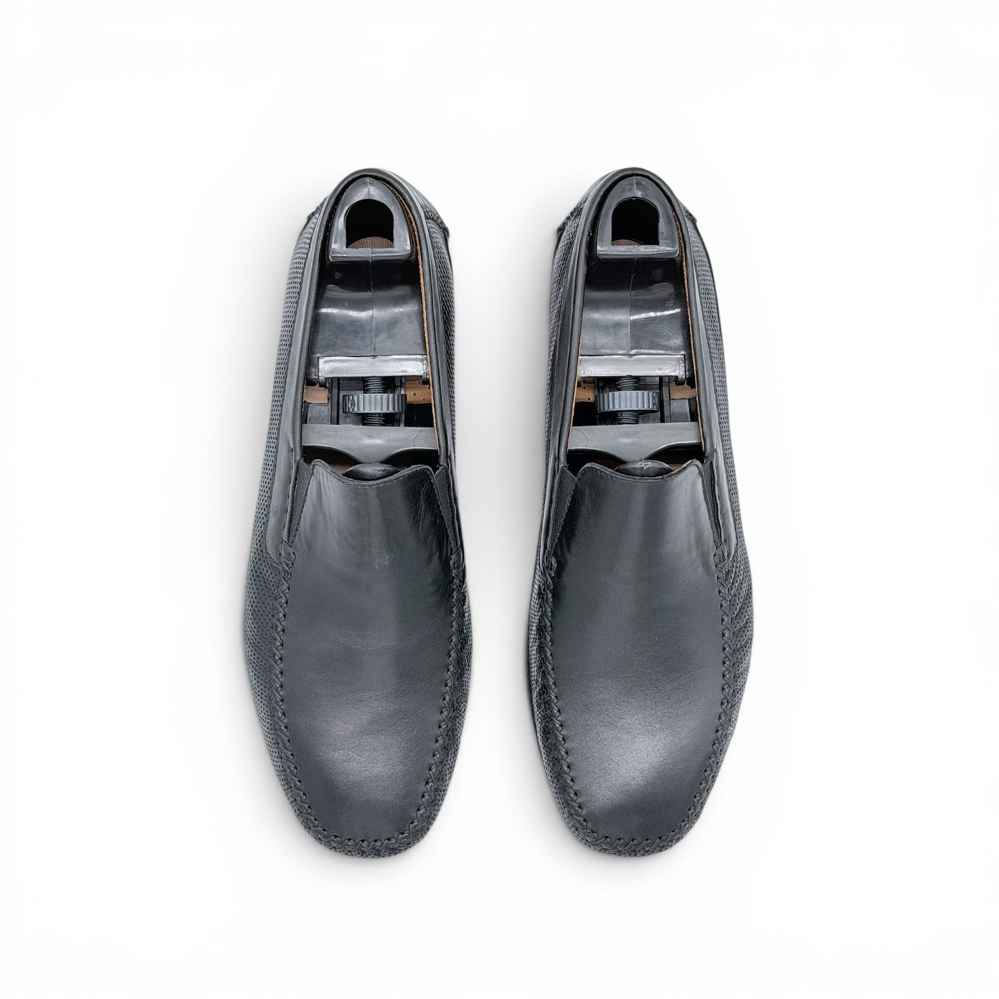 Mocassin car shoe Roberto Celk en cuir lisse et perforé noir