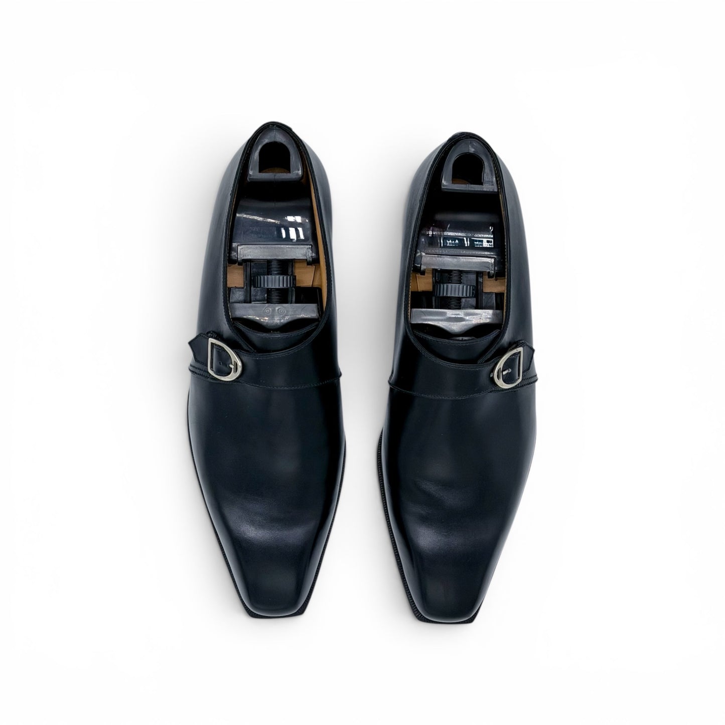 Soulier à boucle argentée Roberto Celk en cuir noir