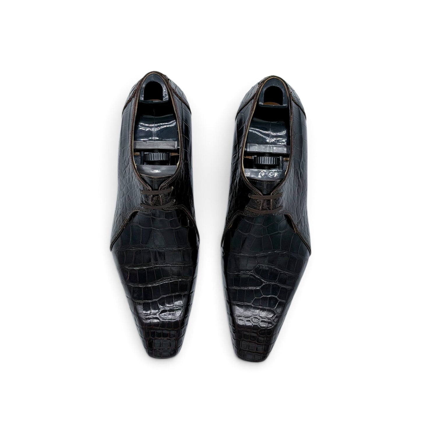 Derby Roberto Celk en cuir de crocodile marron foncé
