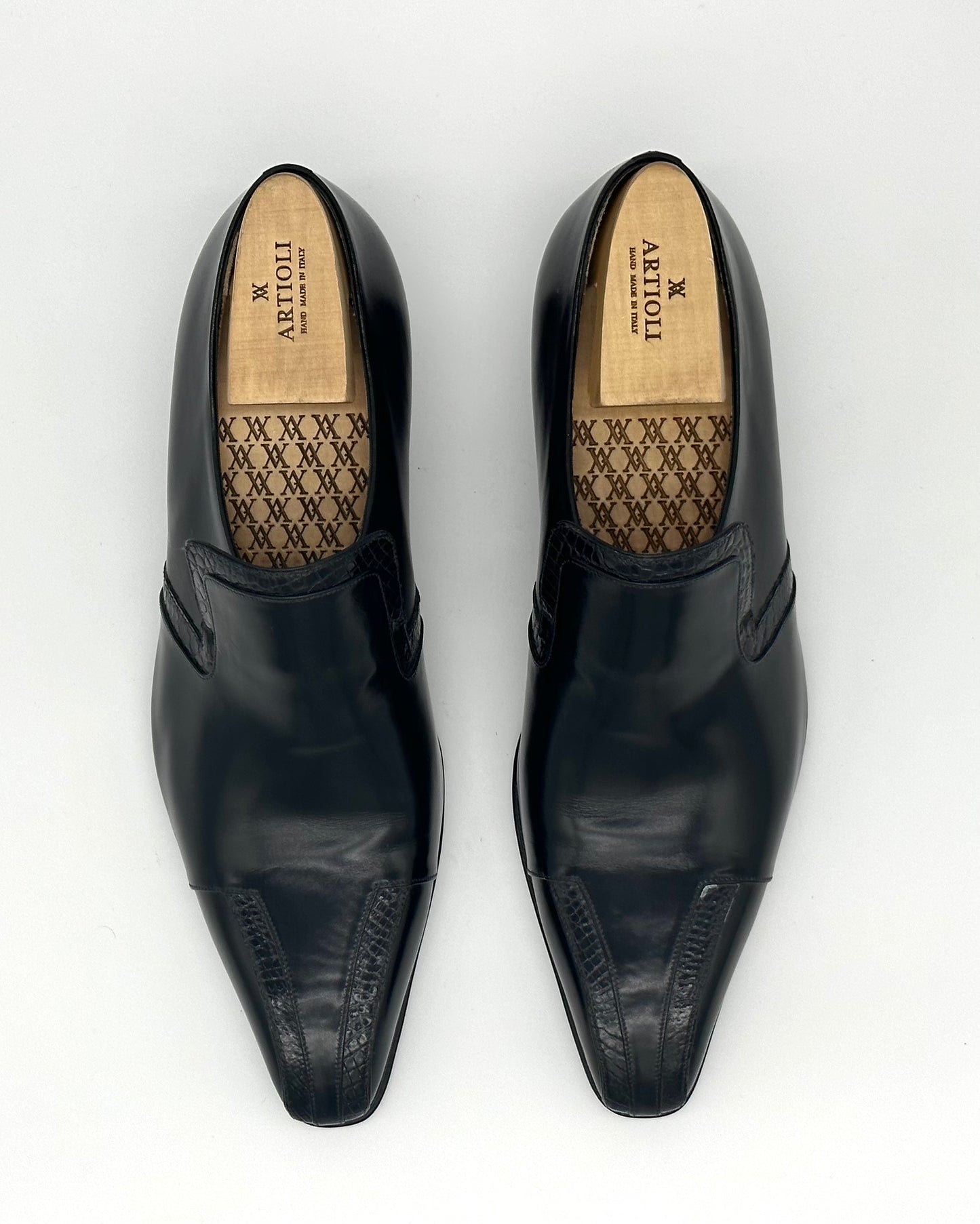 Mocassin Artioli en cuir noir avec liseré de crocodile noir