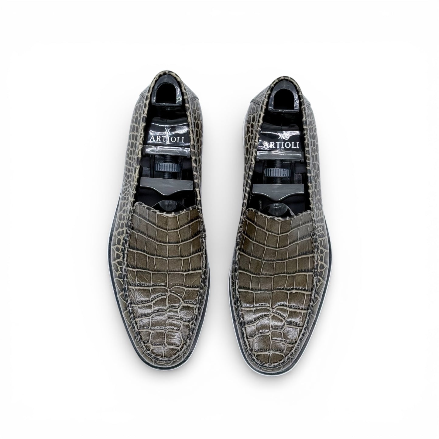 Mocassin Artioli en cuire de croco gris