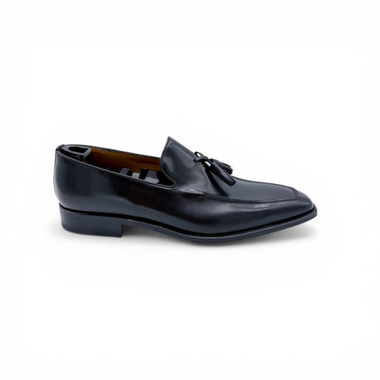 Mocassin Roberto Celk à pompon en cuir noir