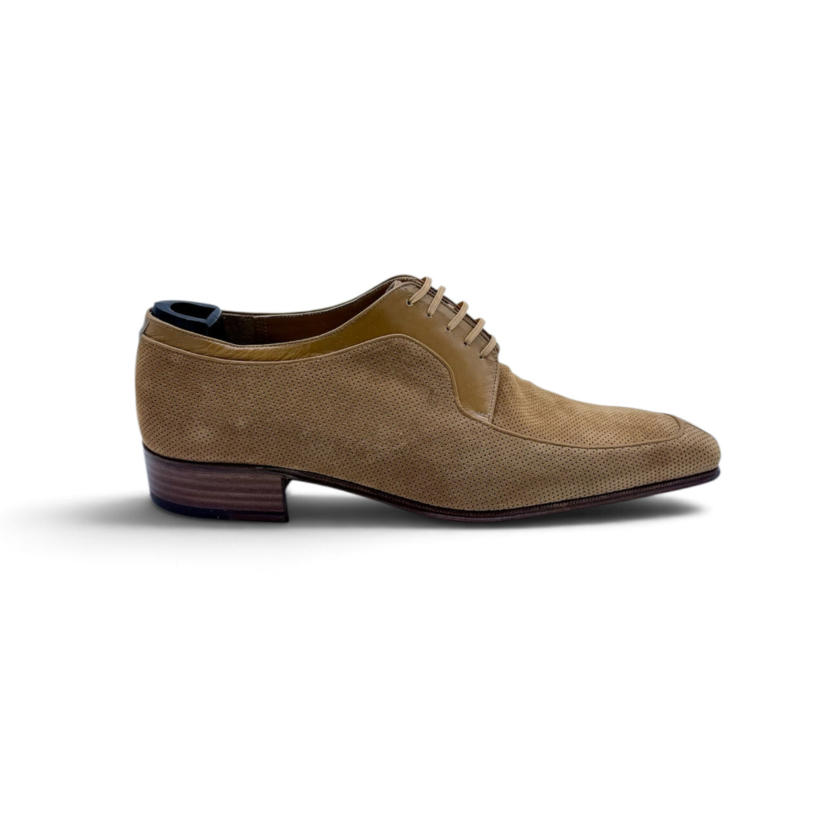 Derby Artioli en suede perforé beige
