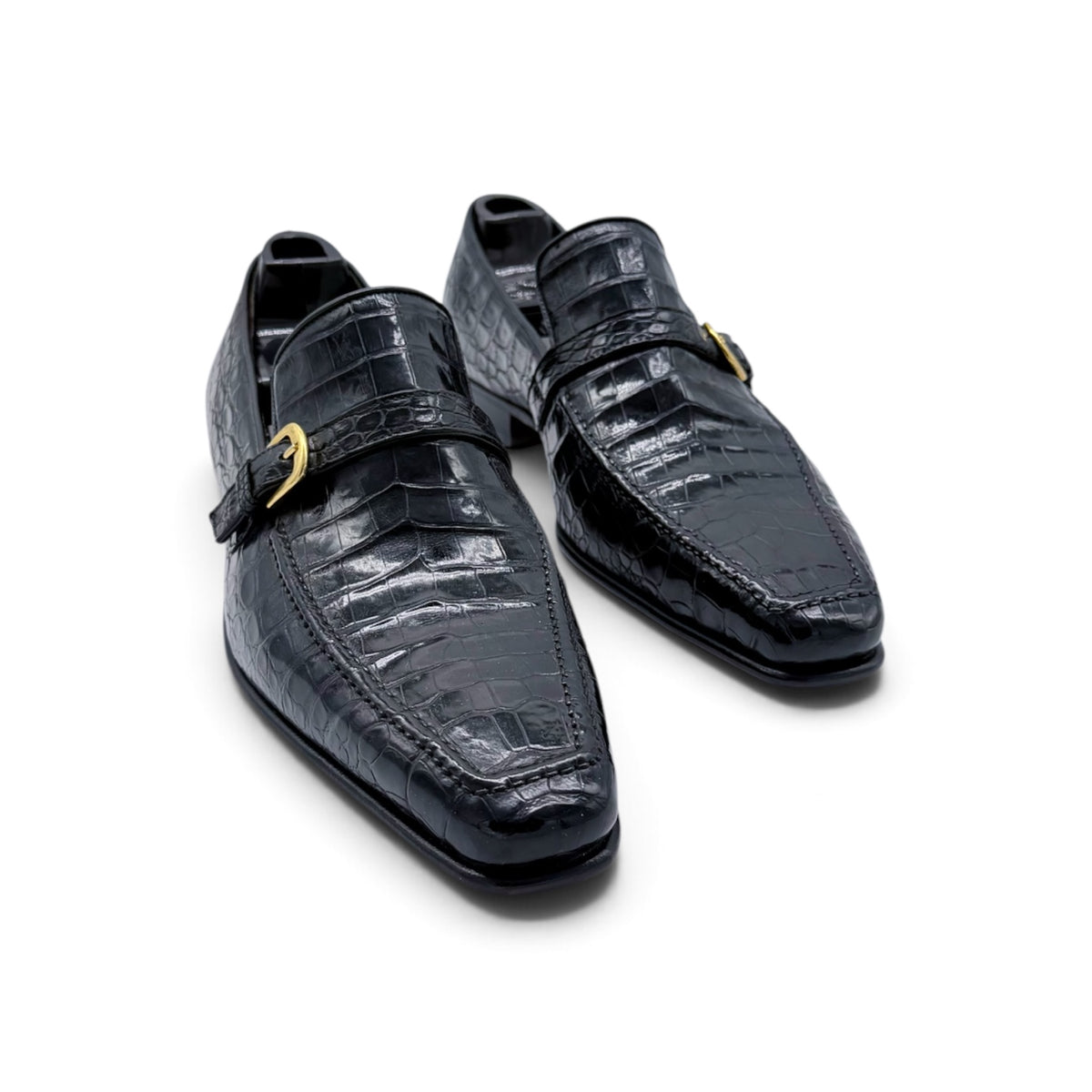 Soulier à boucle dorée Roberto Celk en cuir de crocodile noir