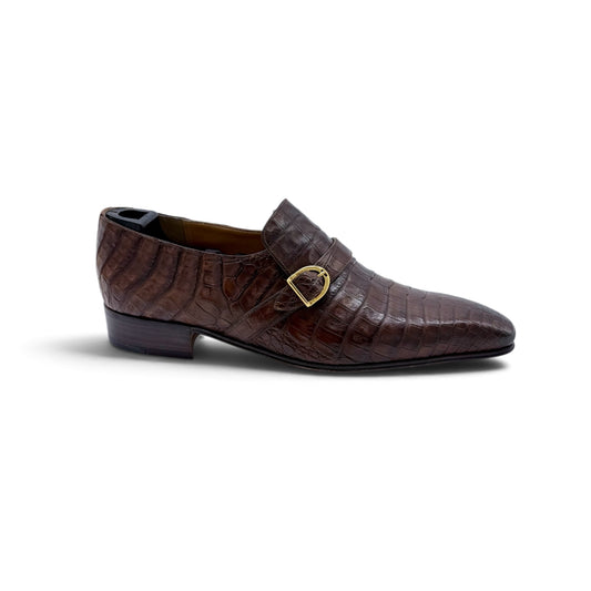 Soulier à boucle dorée Artioli en cuir de crocodile marron foncé