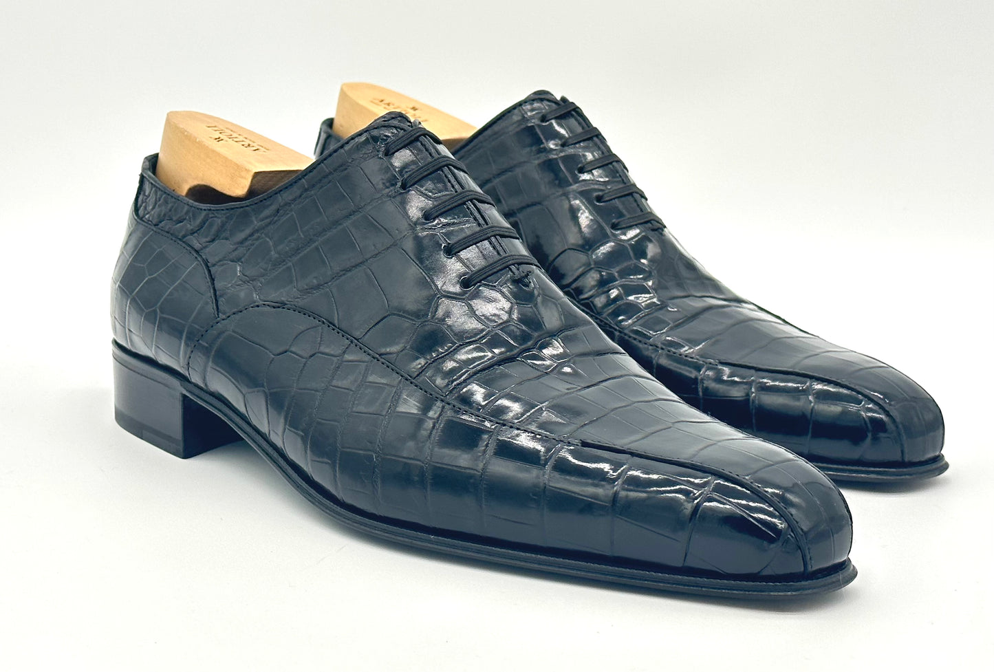 Richelieu Artioli en crocodile noir