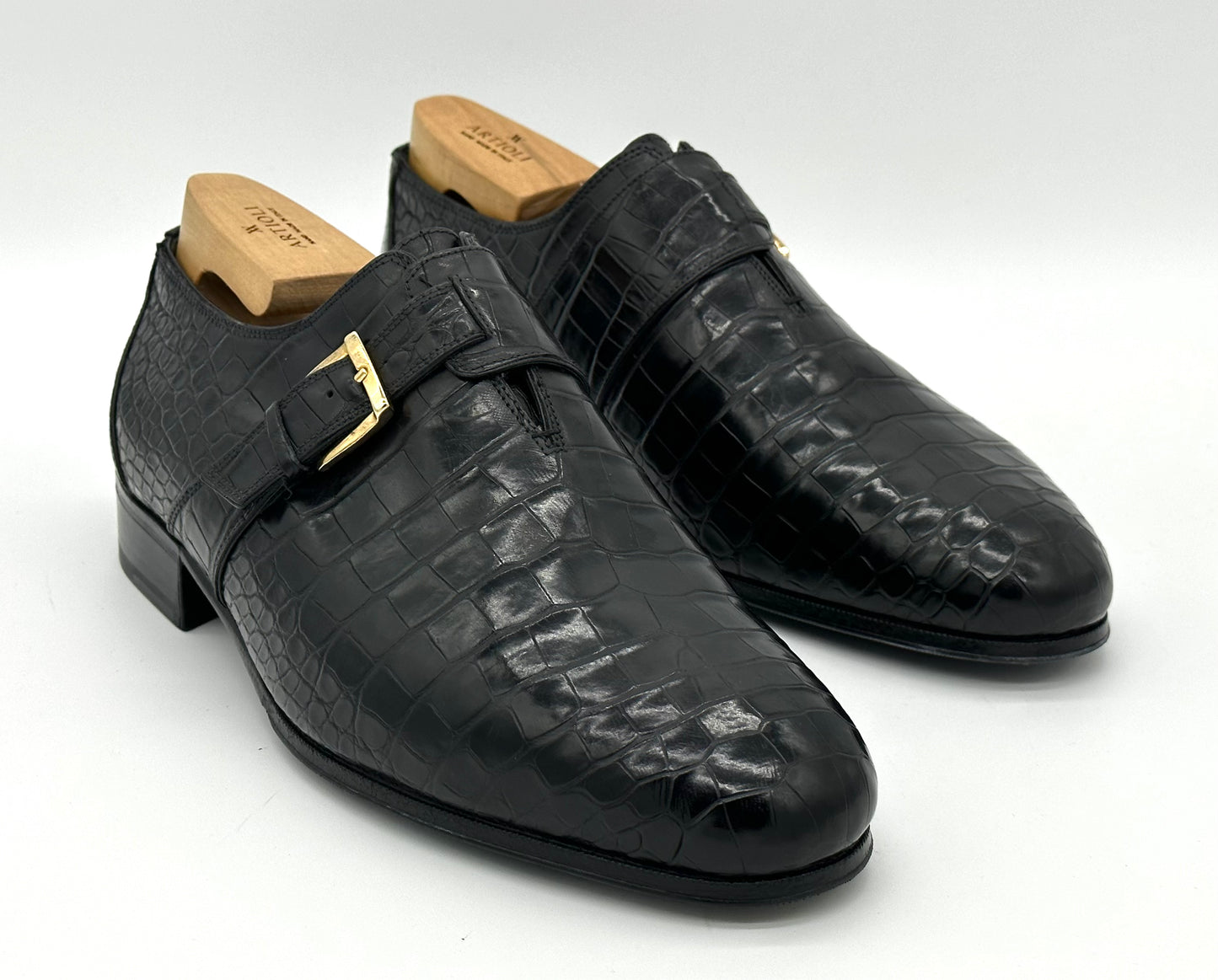 Soulier à boucle Artioli en crocodile noir