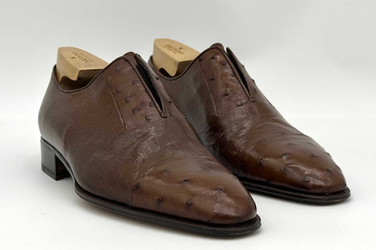 Mocassin Artioli en autruche marron glacé