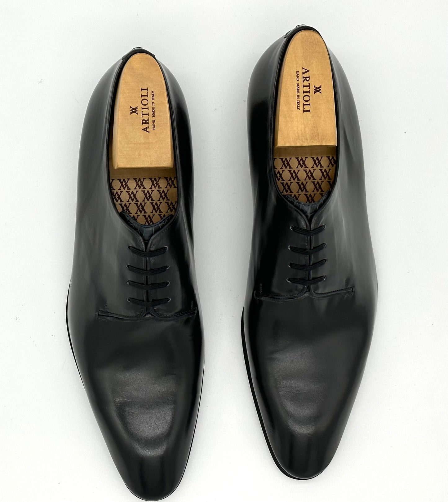 Derby Artioli en cuir et détail crocodile gris