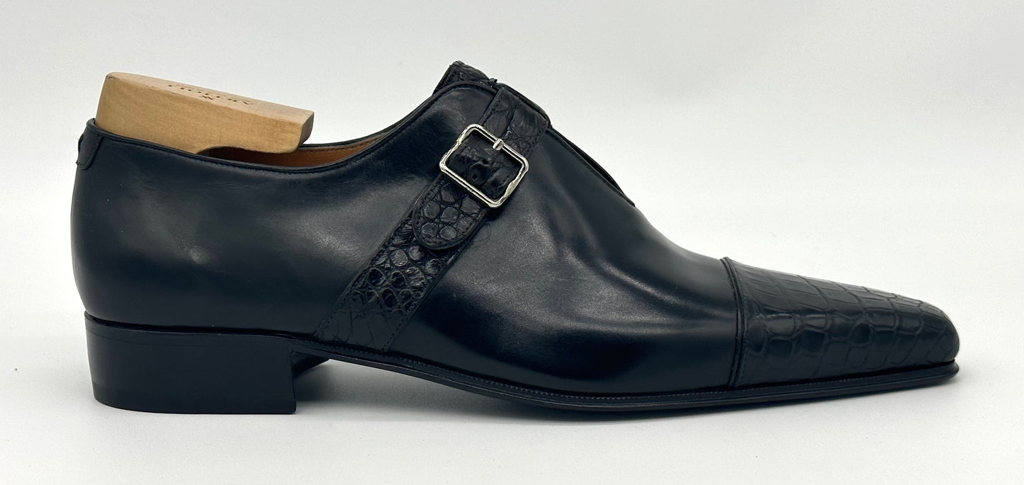 Soulier à boucle Artioli en cuir et crocodile noir
