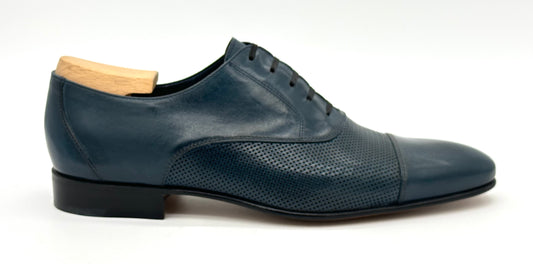 Richelieu Roberto Celk en cuir bleu canard perforé