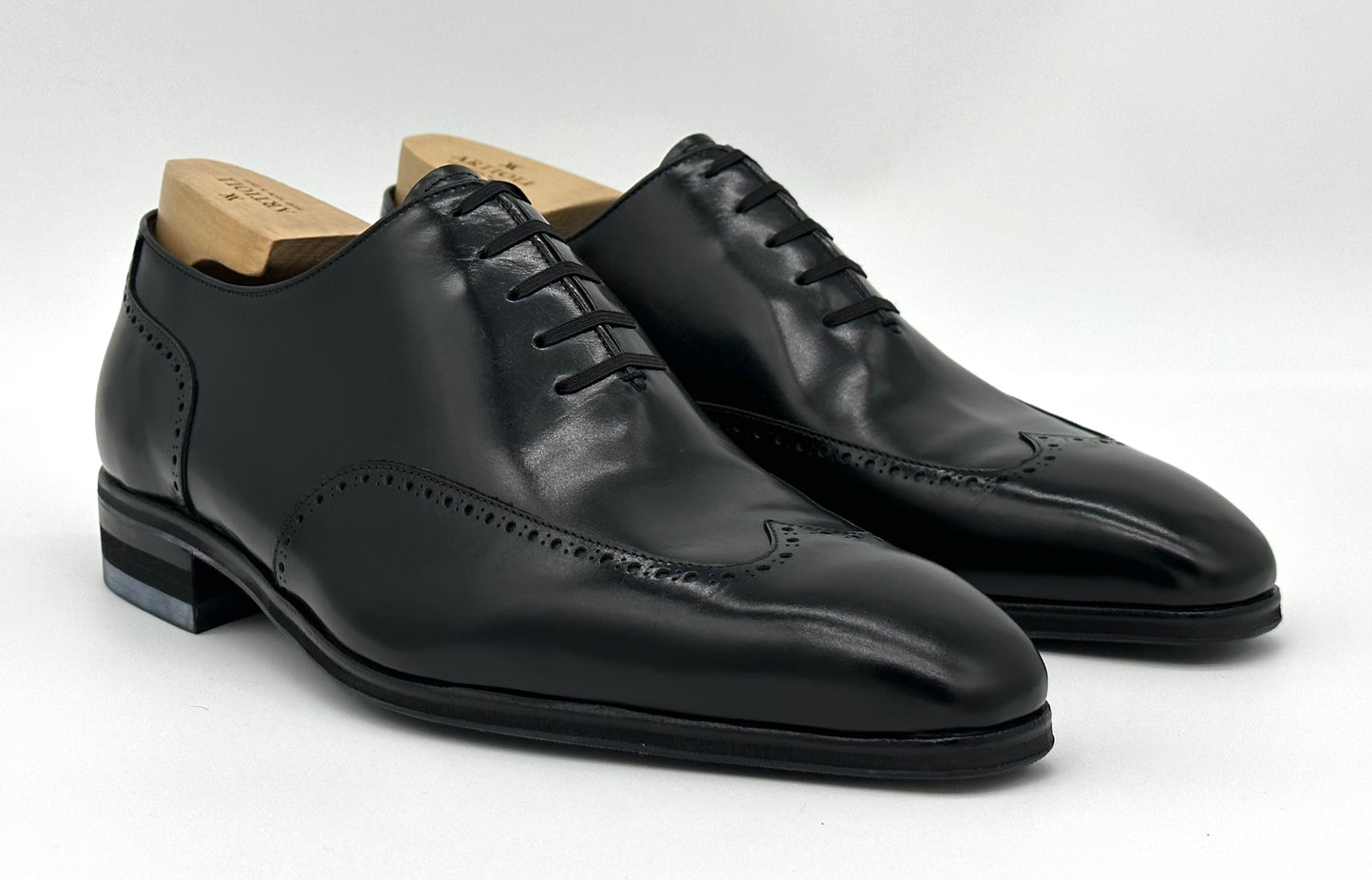 Richelieu Artioli en cuir noir