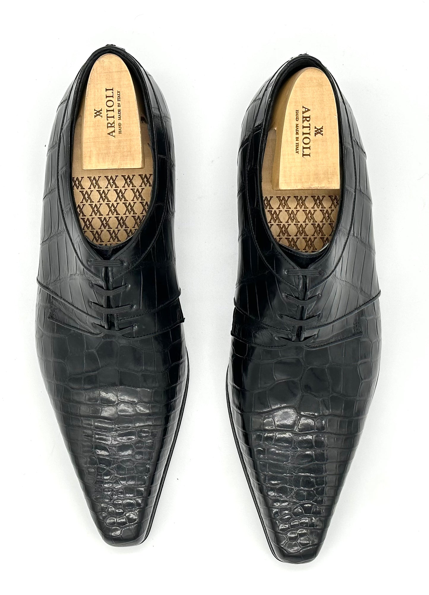 Derby Artioli en crocodile noir
