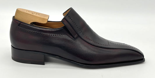 Mocassin Artioli en cuir bordeaux avec perforation