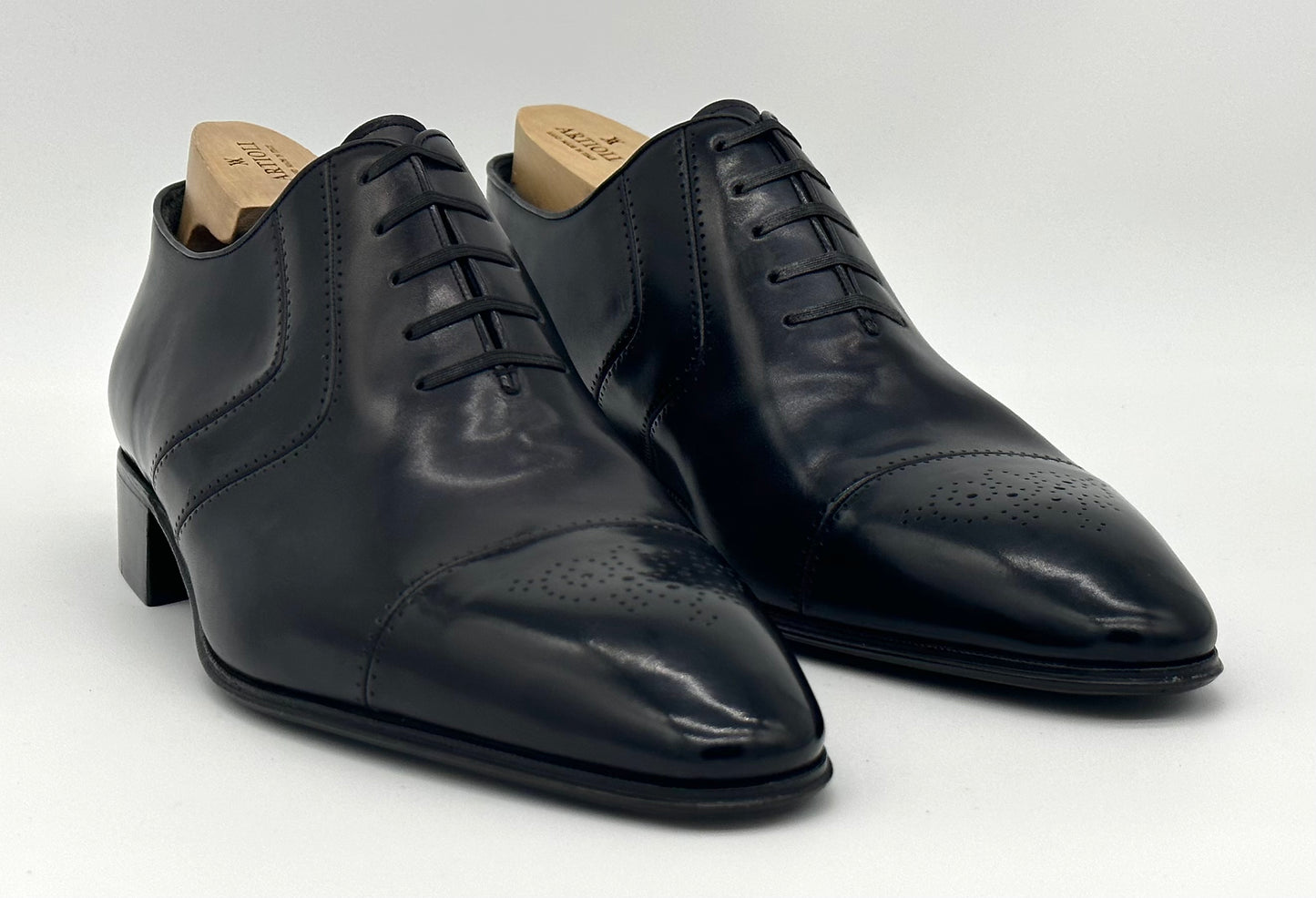 Richelieu Artioli en cuir noir